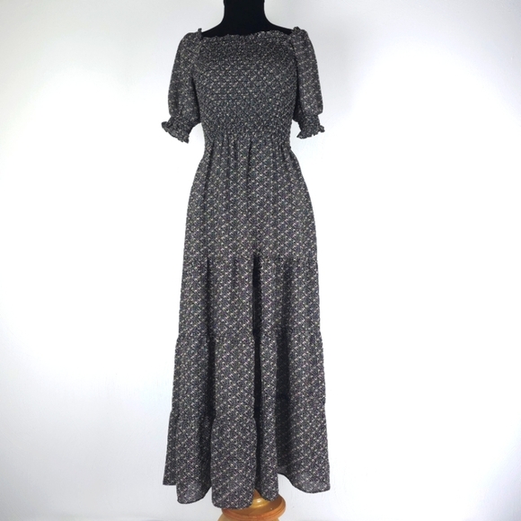 Max studio prairie smocked short sleeve tiered maxi - Picture 1 of 10
